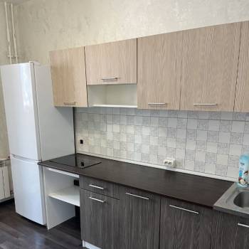 Сдается 1-комнатная квартира, 41,8 м²