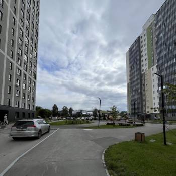 Сдается 1-комнатная квартира, 42 м²
