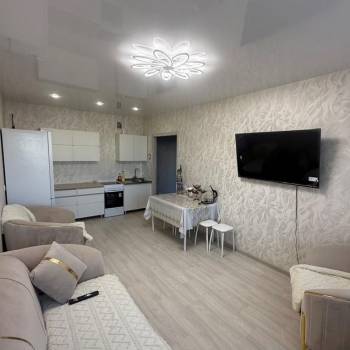 Сдается 2-х комнатная квартира, 70 м²