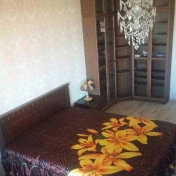 Сдается 1-комнатная квартира, 55 м²