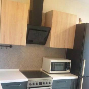 Сдается 1-комнатная квартира, 55 м²