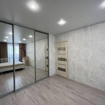 Сдается 2-х комнатная квартира, 42 м²