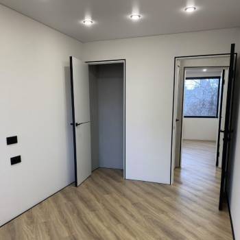 Продается 3-х комнатная квартира, 58 м²