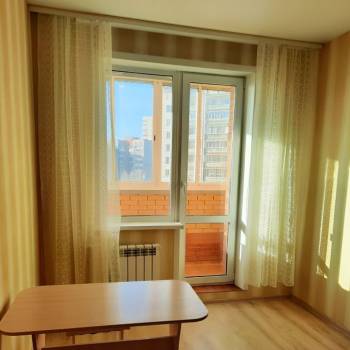 Сдается 1-комнатная квартира, 42 м²