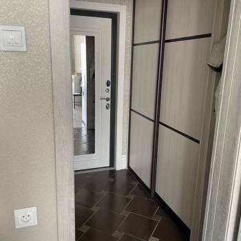 Продается 1-комнатная квартира, 33 м²