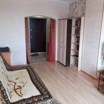 Продается 1-комнатная квартира, 38 м²
