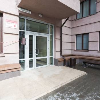 Сдается 2-х комнатная квартира, 81 м²