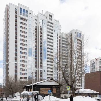 Сдается 2-х комнатная квартира, 81 м²