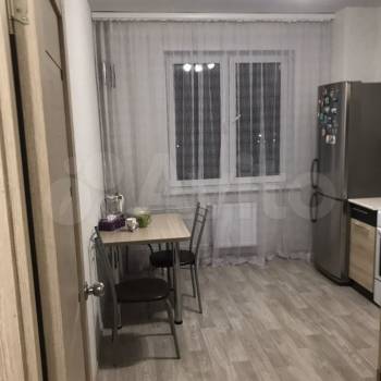 Сдается 1-комнатная квартира, 39,7 м²
