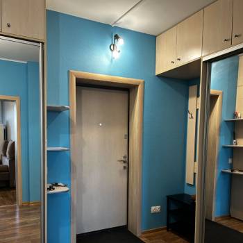 Сдается 1-комнатная квартира, 54 м²