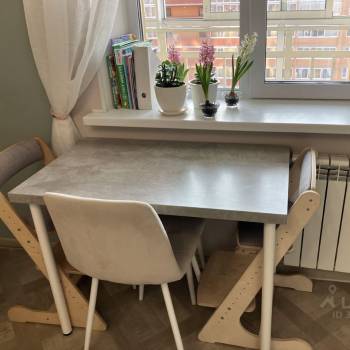 Продается 1-комнатная квартира, 42 м²