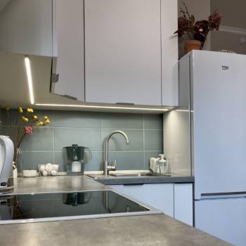 Продается 1-комнатная квартира, 42 м²