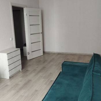Сдается 1-комнатная квартира, 39 м²