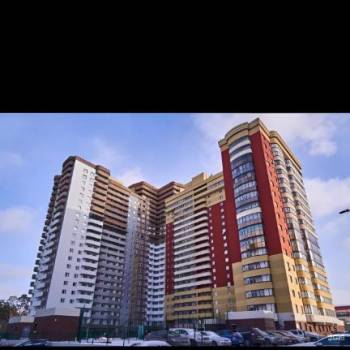 Продается 1-комнатная квартира, 42 м²