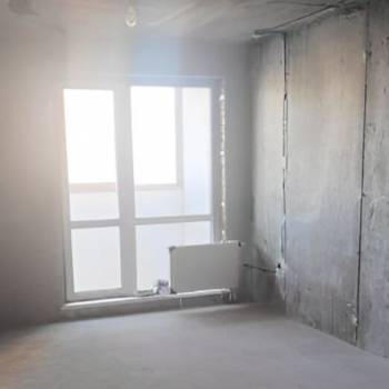 Продается 1-комнатная квартира, 42 м²