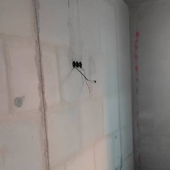 Продается 1-комнатная квартира, 42 м²