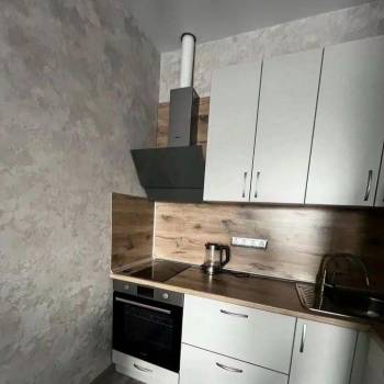 Сдается 1-комнатная квартира, 44 м²