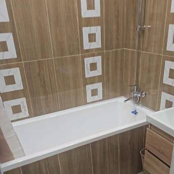 Сдается 2-х комнатная квартира, 80 м²