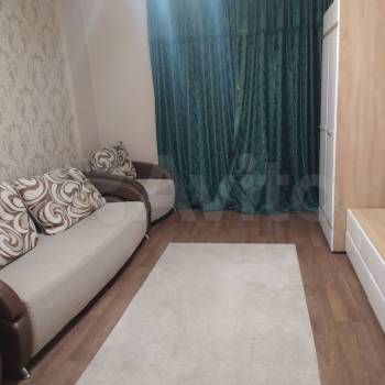 Сдается 1-комнатная квартира, 39 м²