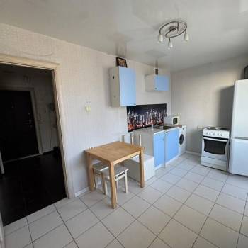 Продается 1-комнатная квартира, 41 м²