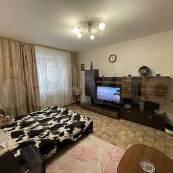 Продается 1-комнатная квартира, 55,8 м²