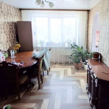Продается Многокомнатная квартира, 90 м²