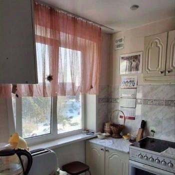 Продается Многокомнатная квартира, 90 м²
