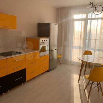 Сдается 1-комнатная квартира, 37,9 м²