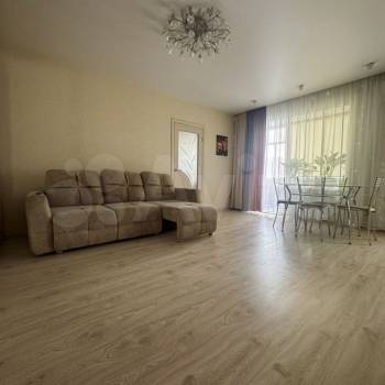 Продается 2-х комнатная квартира, 42 м²
