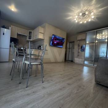 Продается 2-х комнатная квартира, 42 м²