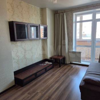 Сдается 1-комнатная квартира, 46 м²