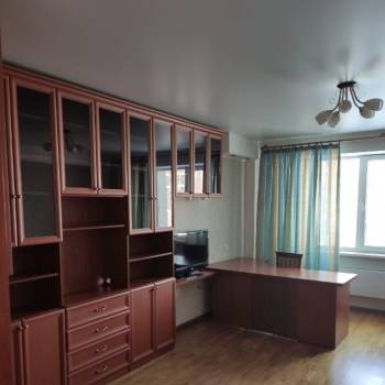 Сдается 2-х комнатная квартира, 100 м²