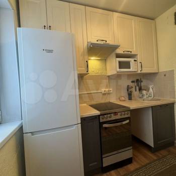 Сдается Многокомнатная квартира, 58 м²