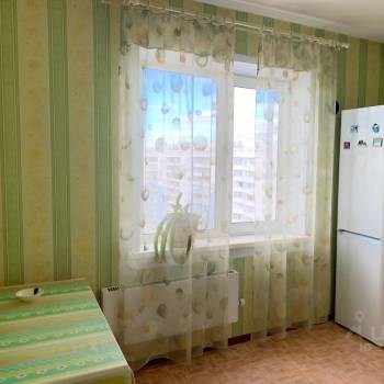 Сдается 1-комнатная квартира, 37 м²