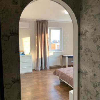 Сдается 1-комнатная квартира, 40 м²