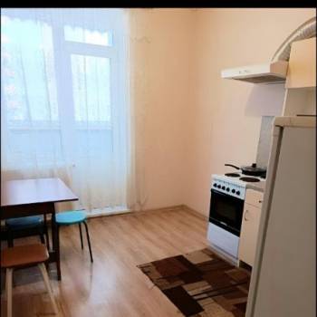 Сдается 1-комнатная квартира, 45 м²