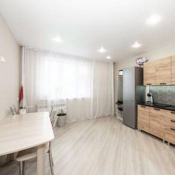Сдается Многокомнатная квартира, 80,2 м²