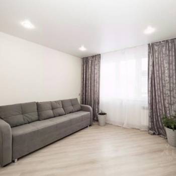 Сдается Многокомнатная квартира, 80,2 м²