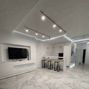 Сдается 2-х комнатная квартира, 80 м²