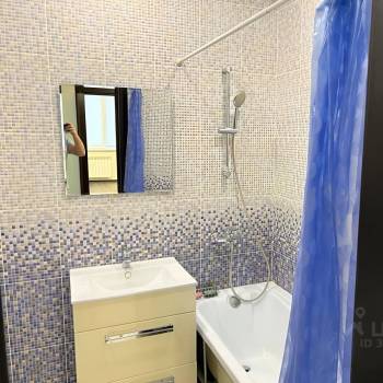 Сдается 1-комнатная квартира, 46 м²