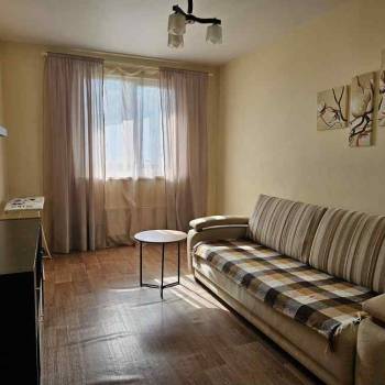 Сдается 1-комнатная квартира, 40,2 м²