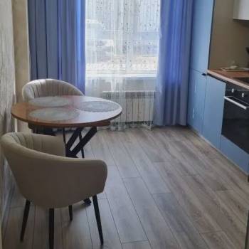 Сдается 1-комнатная квартира, 38 м²