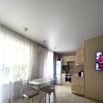 Продается 2-х комнатная квартира, 42 м²
