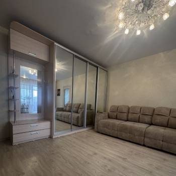 Продается 2-х комнатная квартира, 42 м²