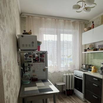 Продается Многокомнатная квартира, 65 м²