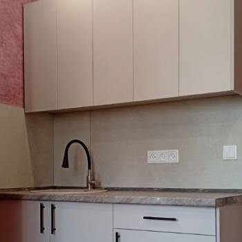 Продается 1-комнатная квартира, 14,9 м²