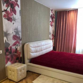 Сдается 1-комнатная квартира, 43 м²