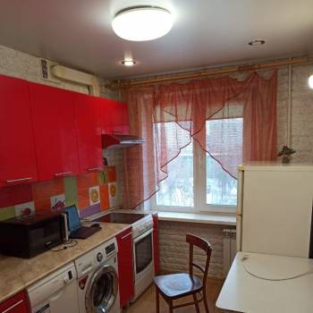 Сдается Многокомнатная квартира, 56 м²