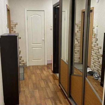 Сдается Многокомнатная квартира, 60 м²