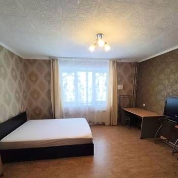 Сдается 1-комнатная квартира, 35 м²